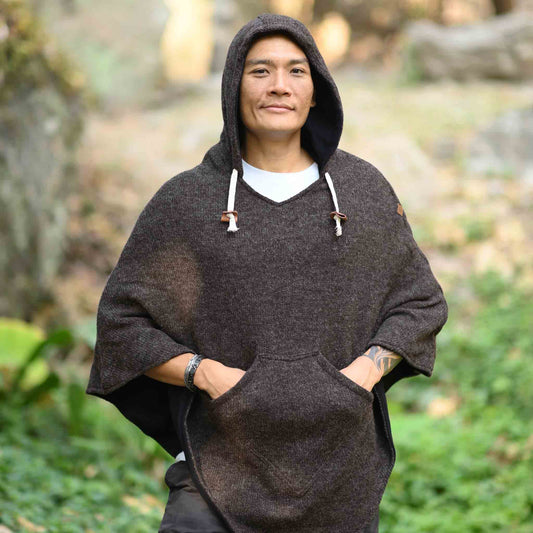 Abajo wool poncho brown